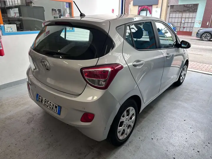 Hyundai I10 2014 photo 3