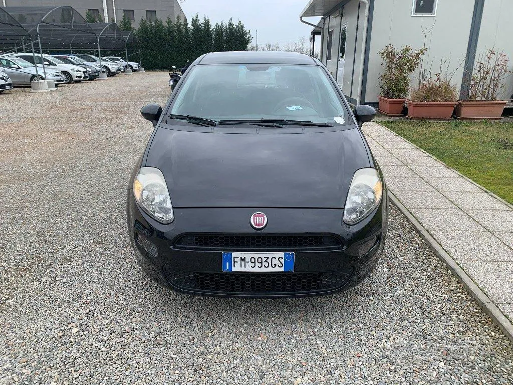 Fiat Punto 2017 photo 2
