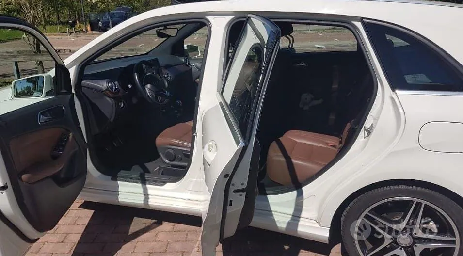 Mercedes-Benz B-Class 2014 photo 5