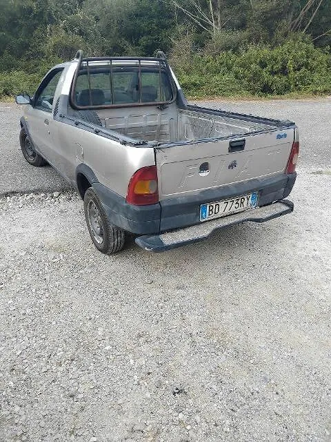 Fiat Strada 2000 photo 2