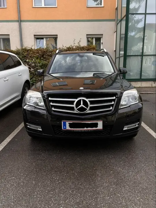 Mercedes-Benz Glk Class 2011 photo 2