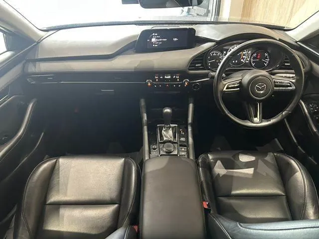 Mazda Mazda3 Sedan 2019 photo 3