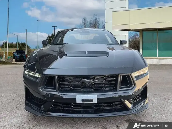 Ford Mustang 2026 photo 3