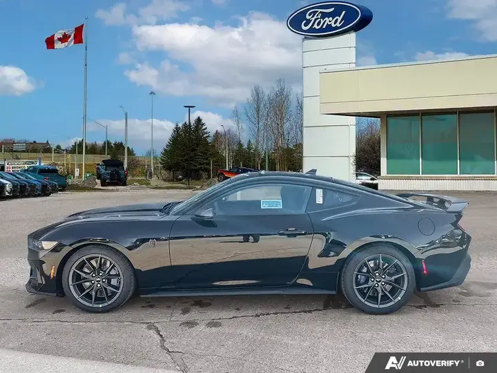 Ford Mustang 2026 photo 4