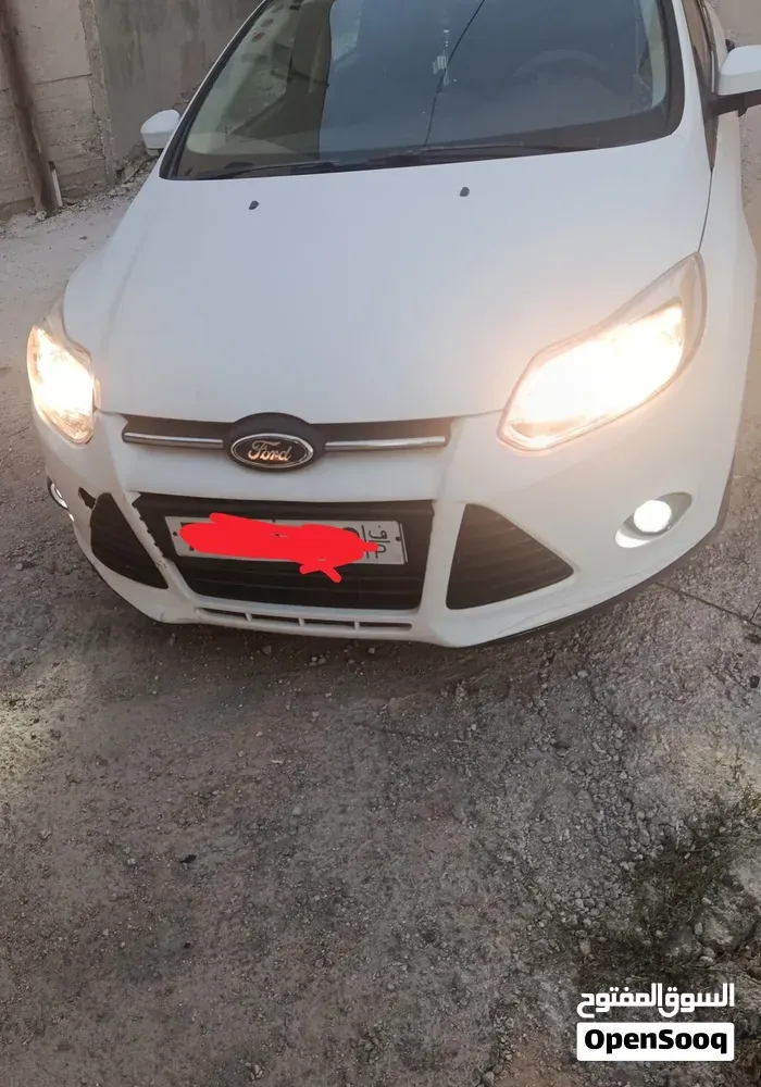 Ford Focus 2013 photo 2