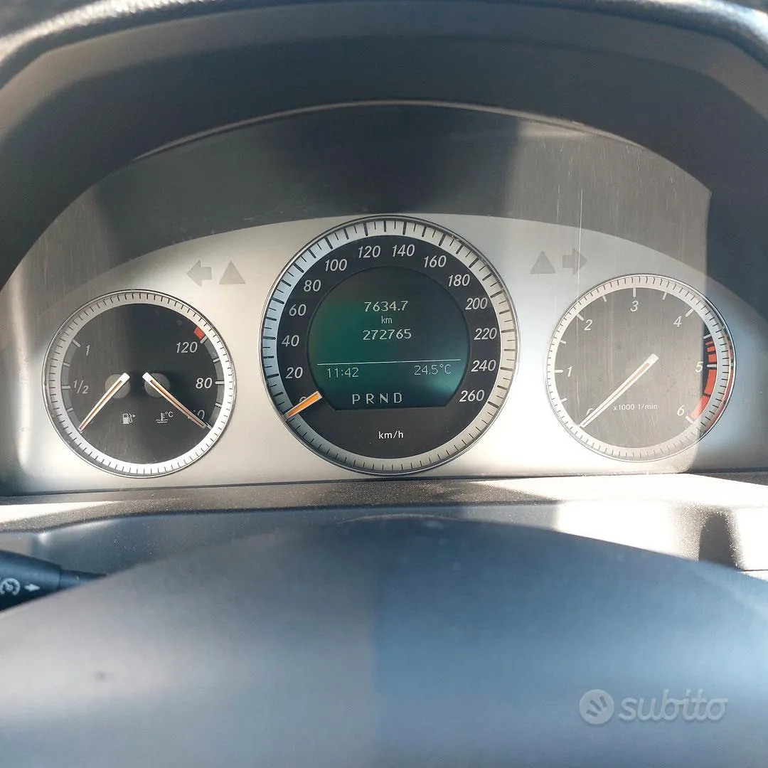 Mercedes-Benz C 2007 photo 4