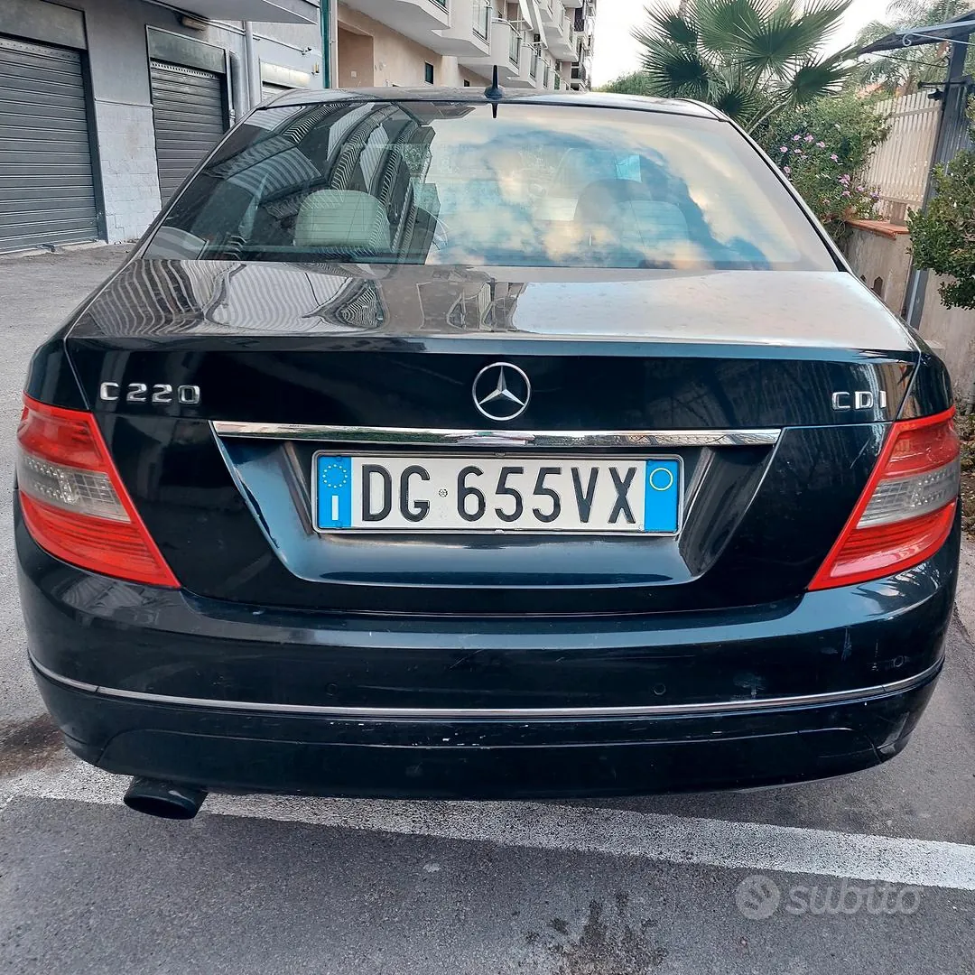 Mercedes-Benz C 2007 photo 2
