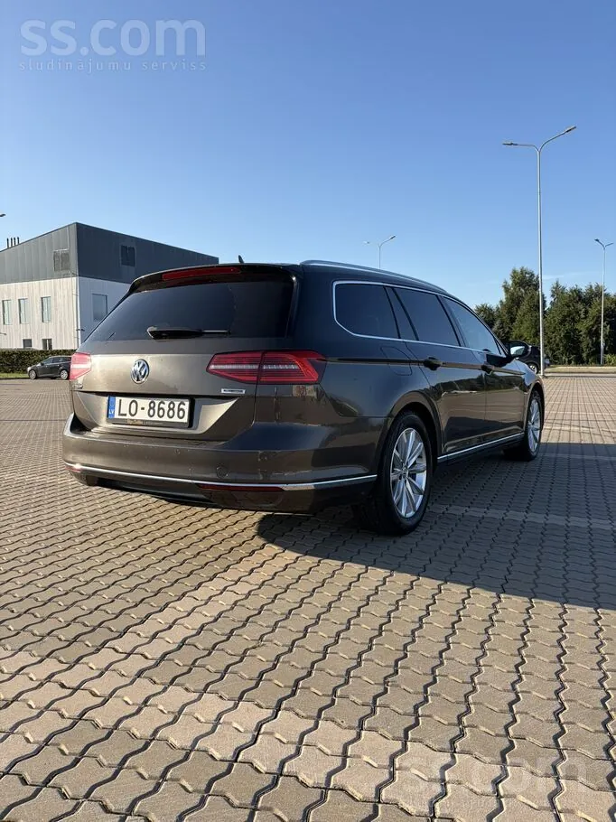 Volkswagen Passat 2016 photo 2