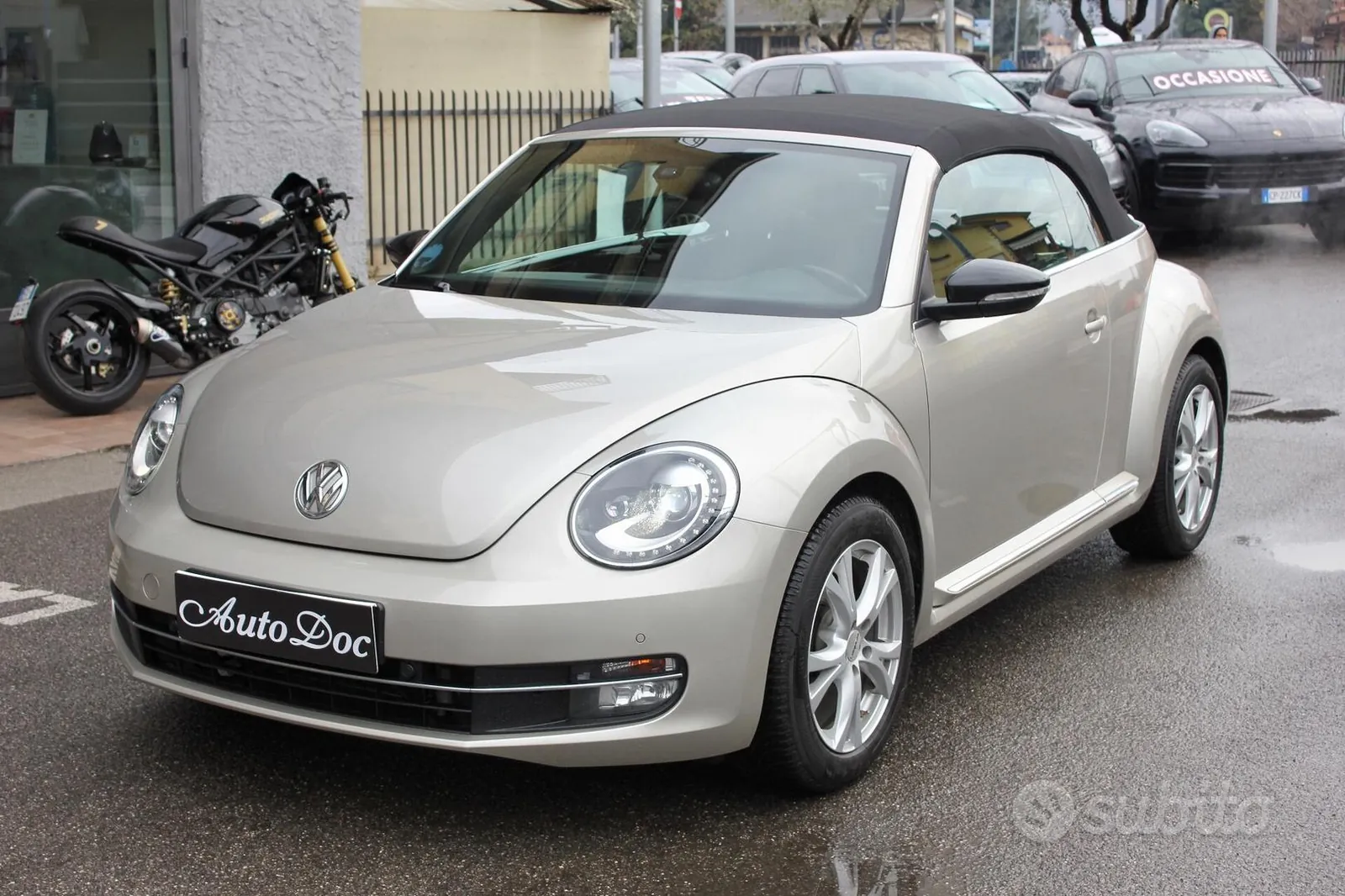 Volkswagen Maggiolino Cabrio 2016 photo 2