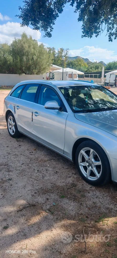Audi A4 2009 photo 3