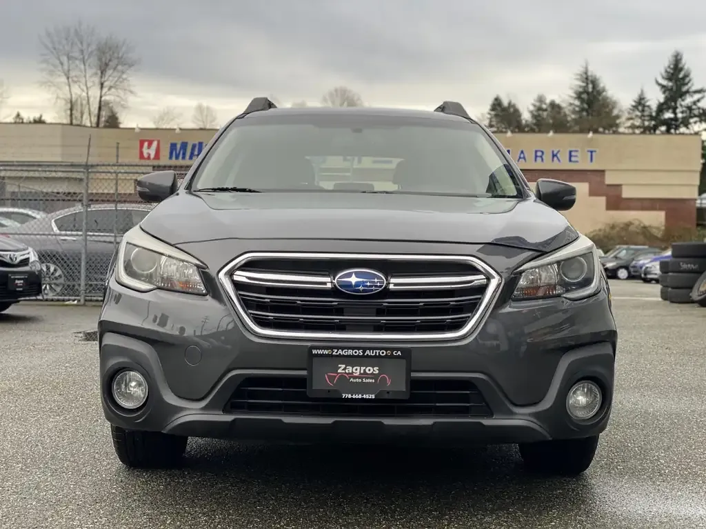 Subaru Outback 2018 photo 2