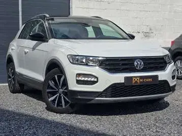 Volkswagen T-Roc 2018 photo 2