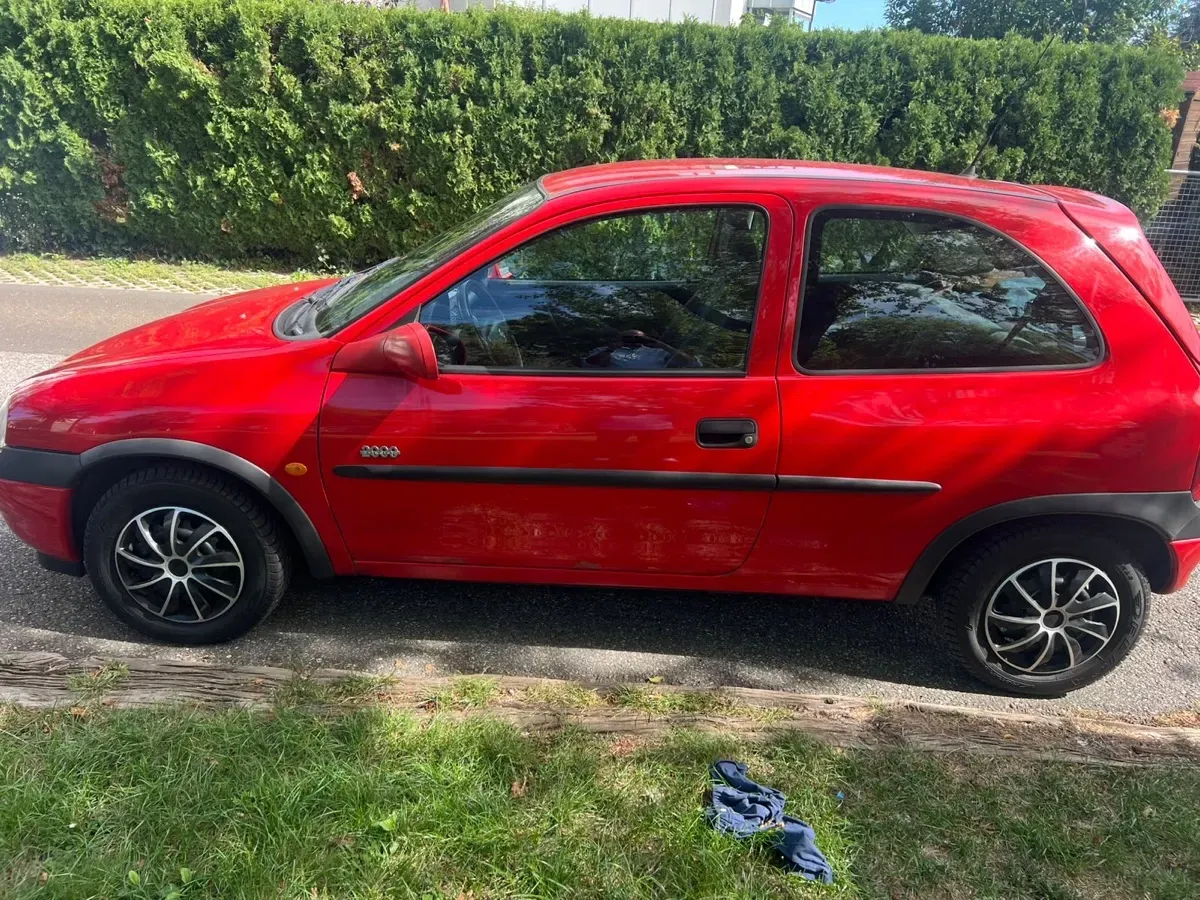 Opel Corsa 2001 photo 2