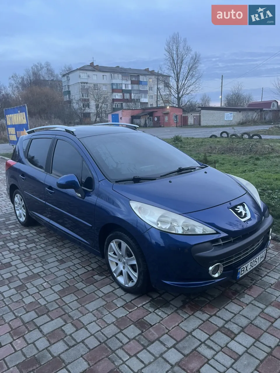 Peugeot 207 2008 photo 2