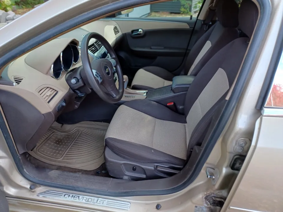Chevrolet Malibu 2008 photo 3