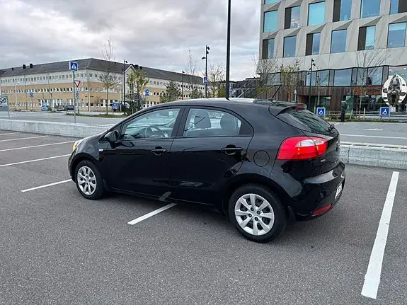 Kia Rio 2014 photo 5