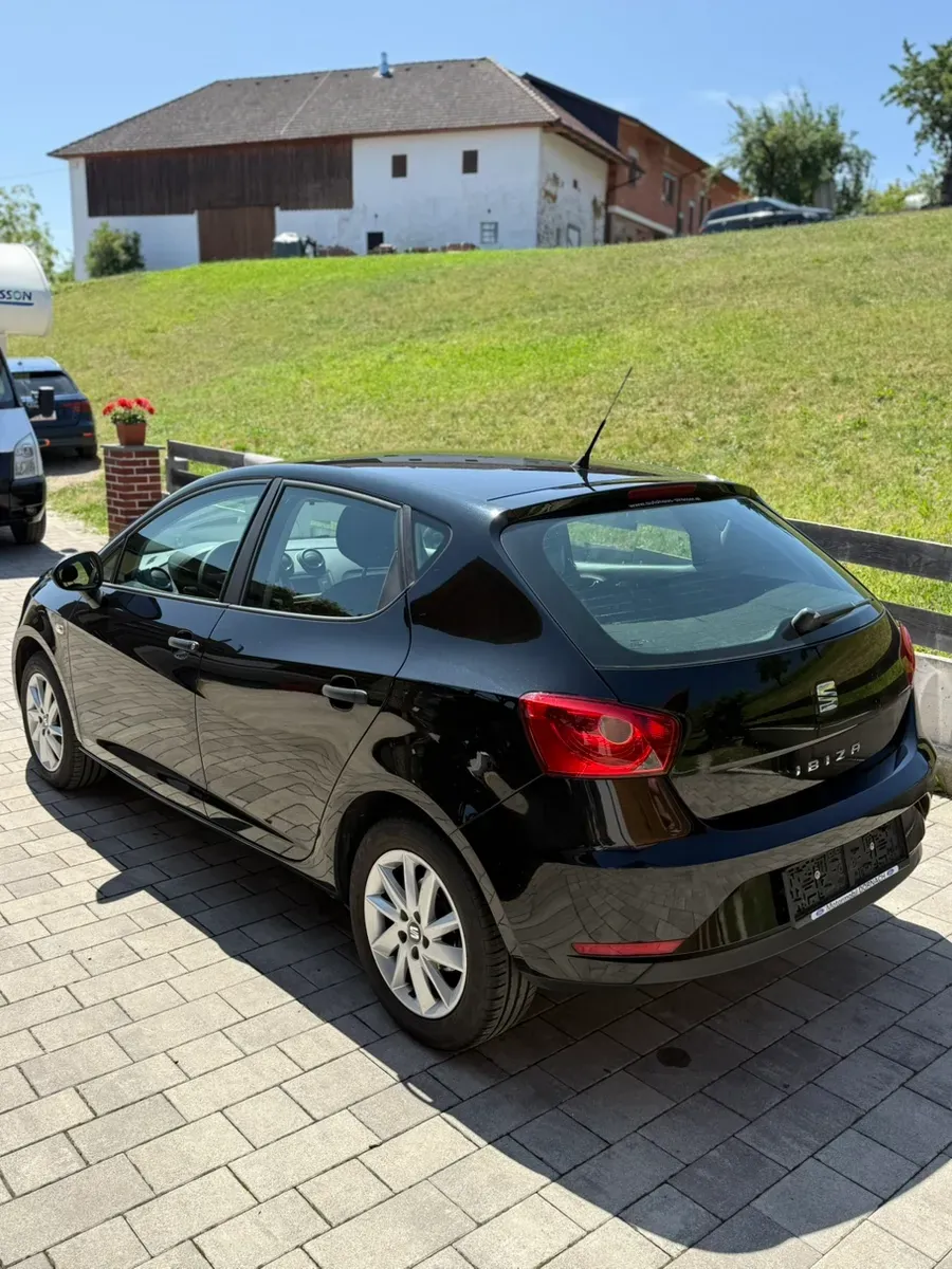 Seat Ibiza 2017 photo 3