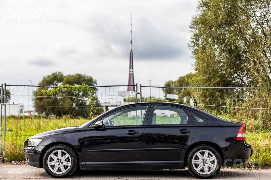 Volvo S60 2005 photo 4