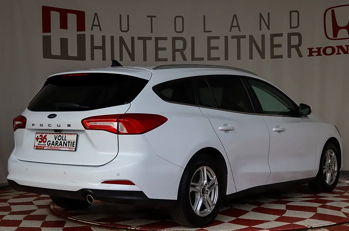 Ford Focus 2020 photo 2