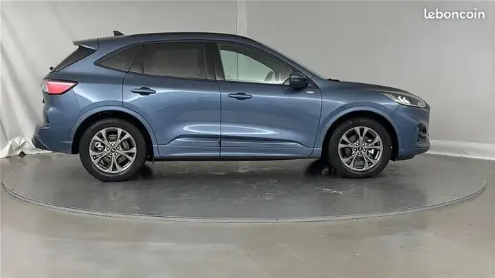Ford Kuga 2023 photo 4