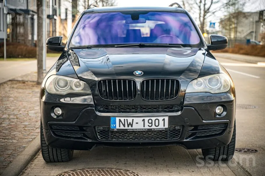 BMW X5 2008 photo 2