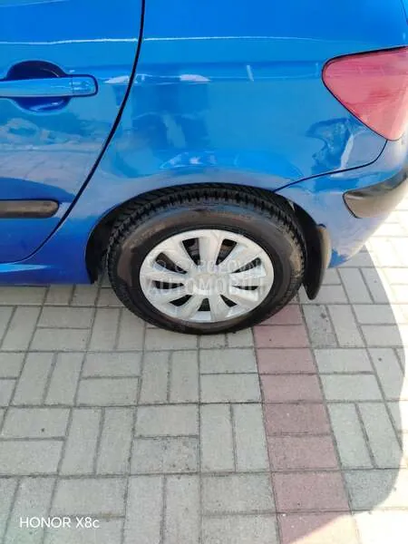 Peugeot 307 2004 photo 3