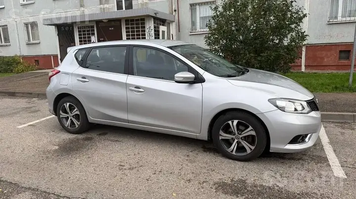 Nissan Pulsar 2014 photo 4