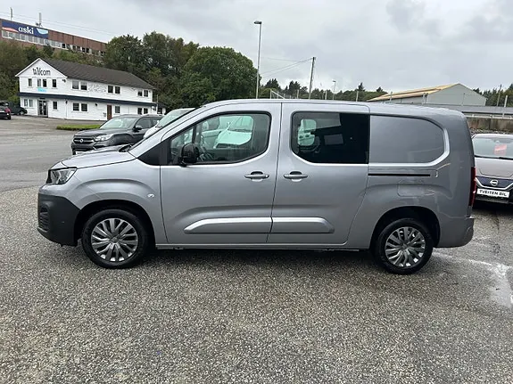 Peugeot Partner 2023 photo 2