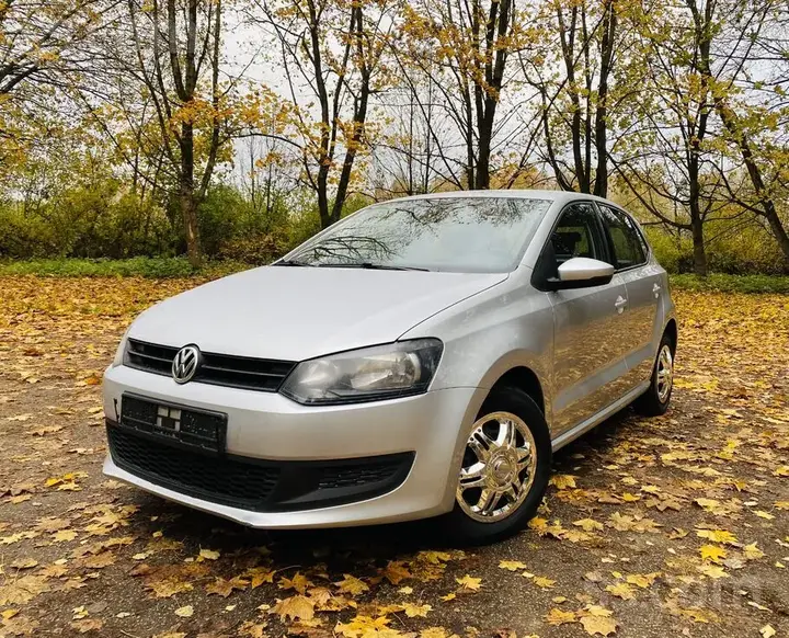Volkswagen Polo 2014 photo 2
