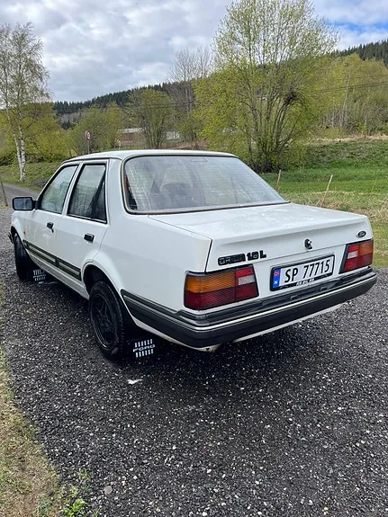 Ford Orion 1985 photo 3