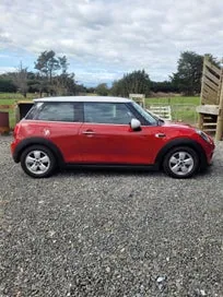 Mini Cooper 2015 photo 2