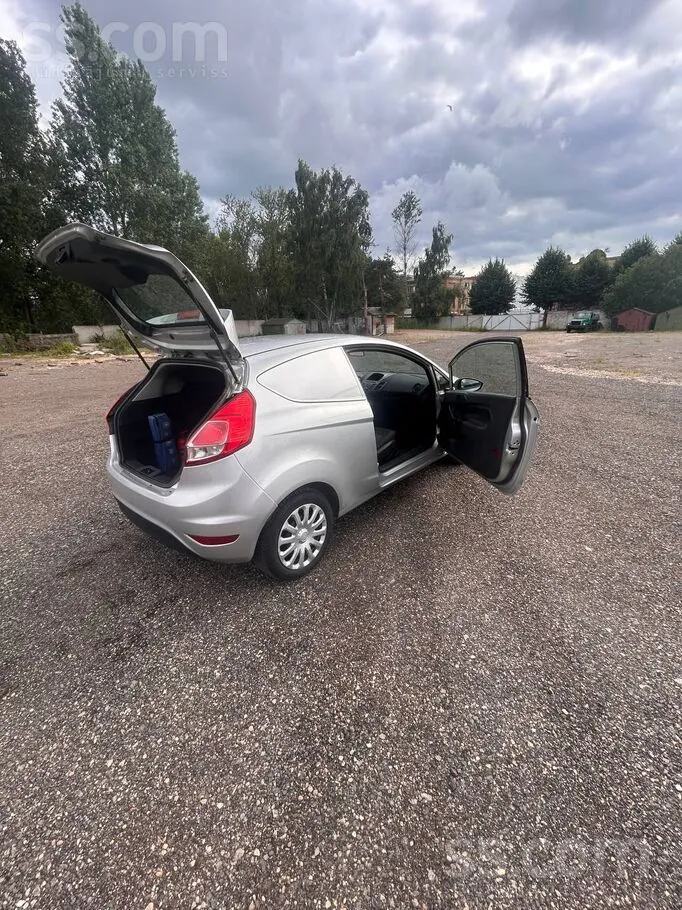 Ford Fiesta 2016 photo 5