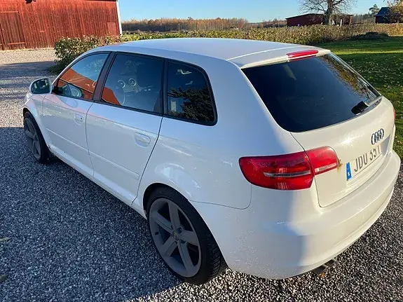 Audi A3 2009 photo 3