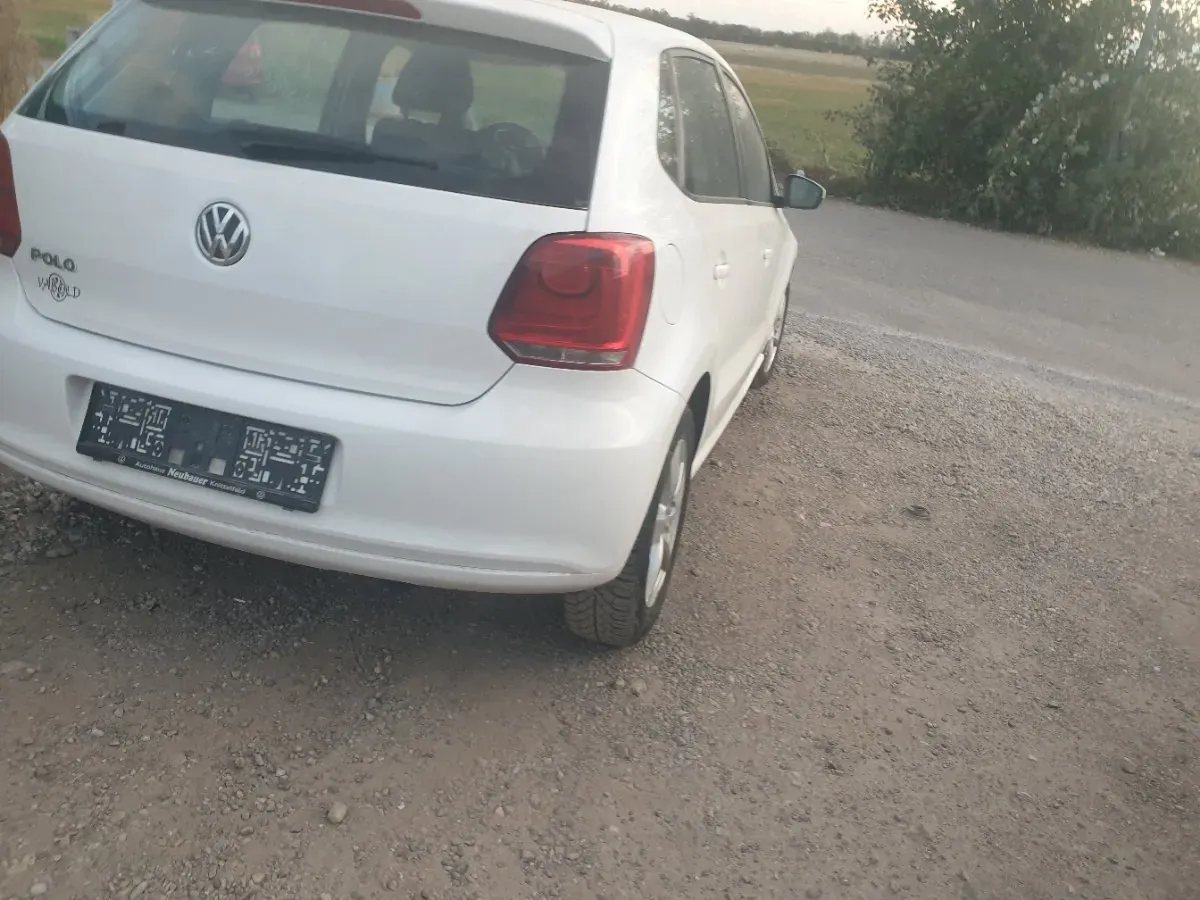 Volkswagen Polo 2011 photo 3