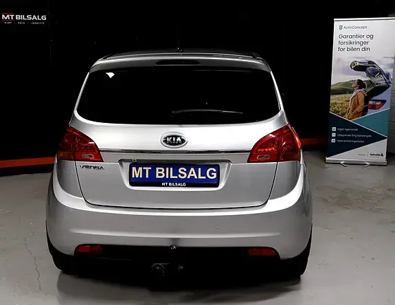 Kia Venga 2016 photo 5