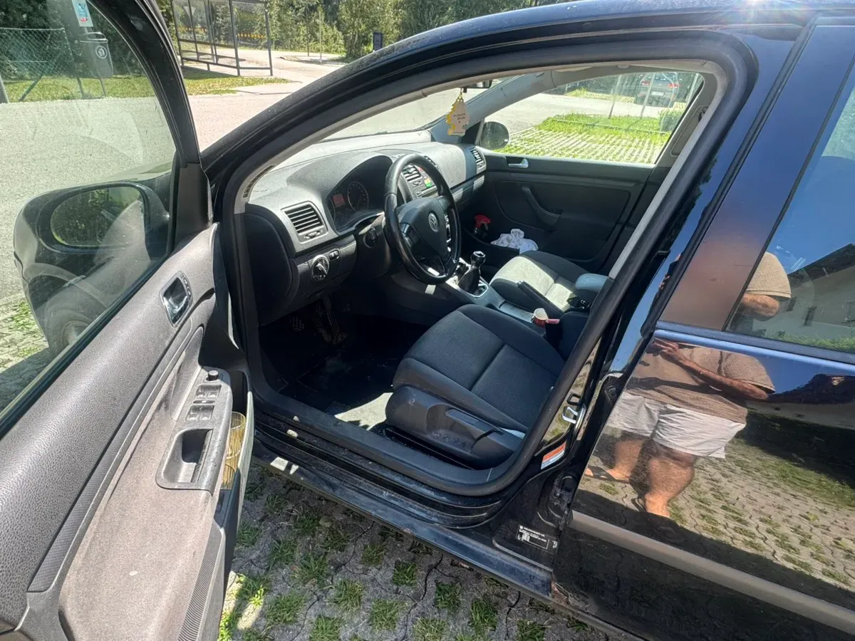 Volkswagen Golf 2006 photo 2