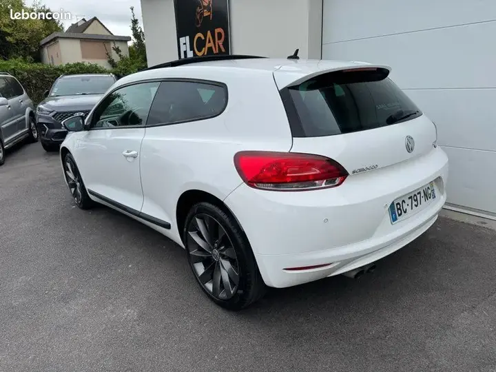 Volkswagen Scirocco 2010 photo 3