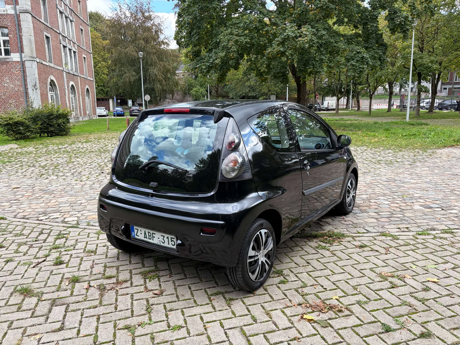 Peugeot 107 2008 photo 5