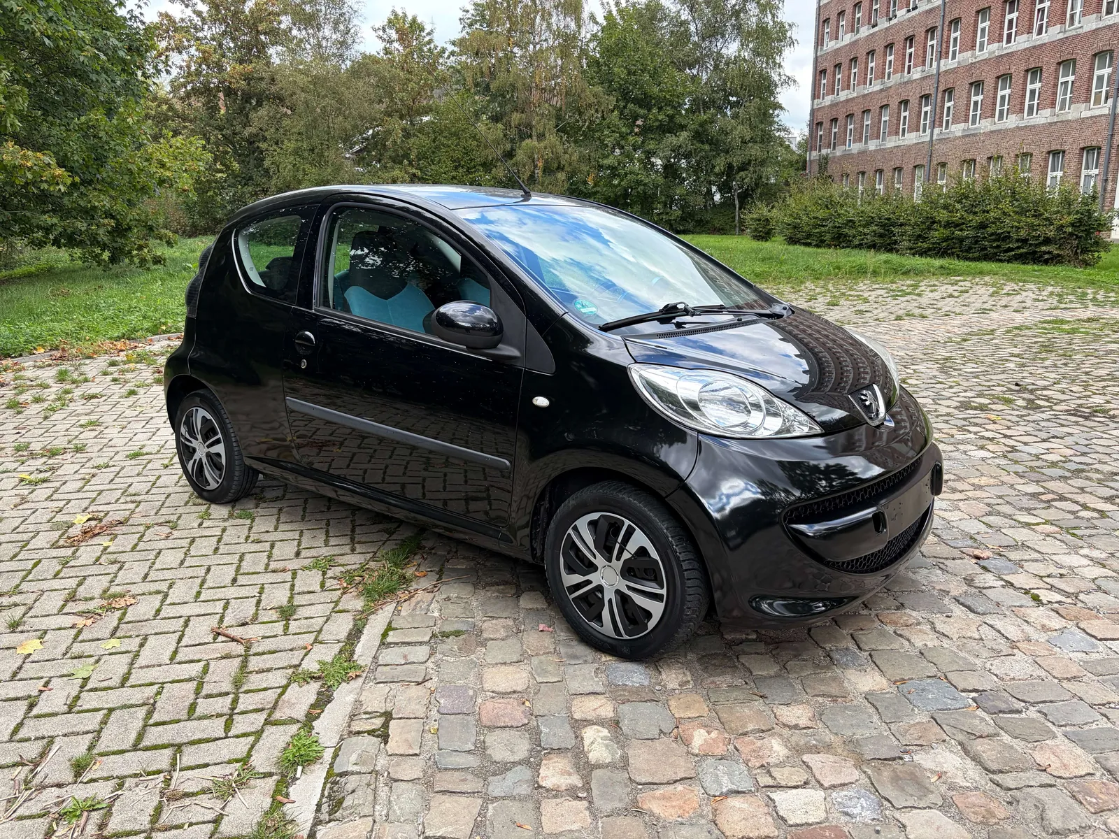 Peugeot 107 2008 photo 3