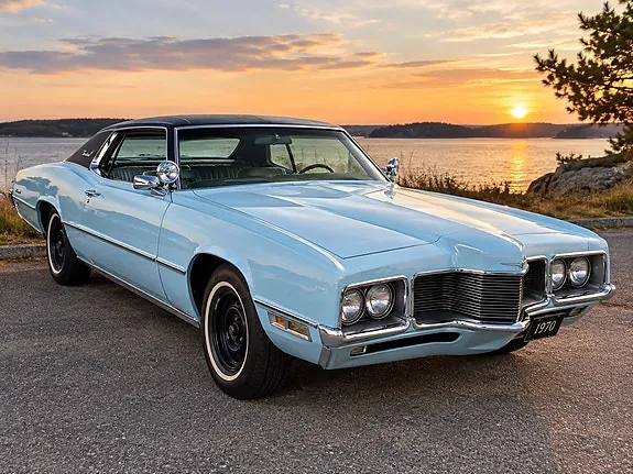 Ford Thunderbird