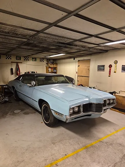 Ford Thunderbird 1970 photo 4