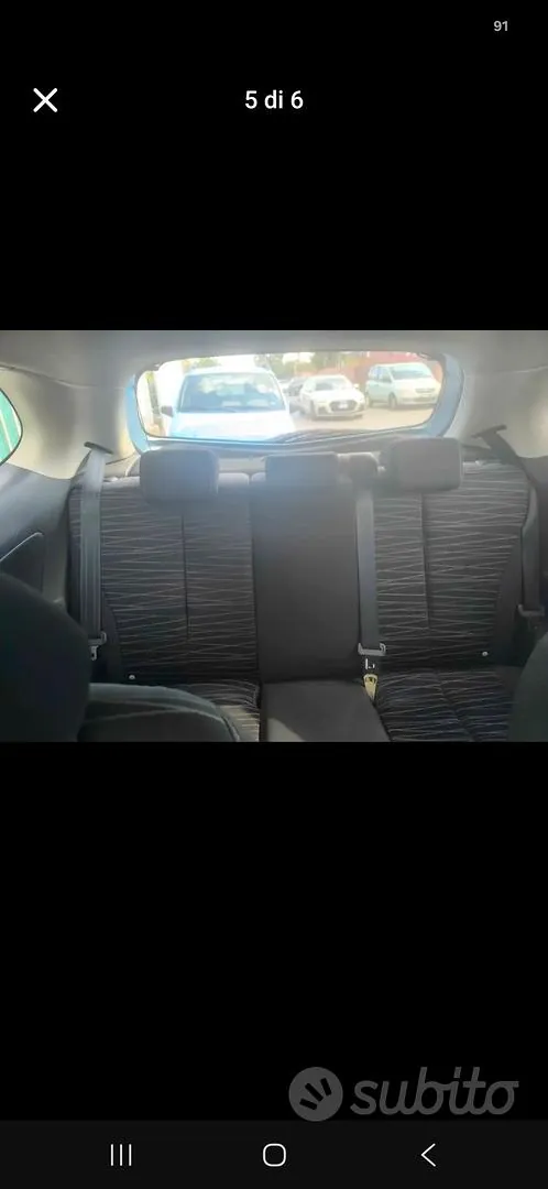 Mazda 2 2009 photo 4