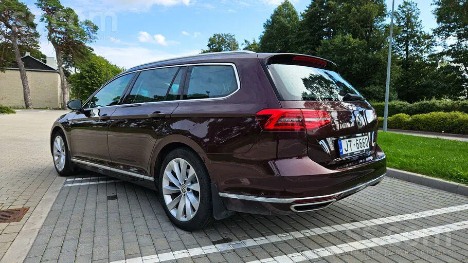 Volkswagen Passat 2018 photo 2
