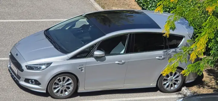 Ford S-Max 2017 photo 2