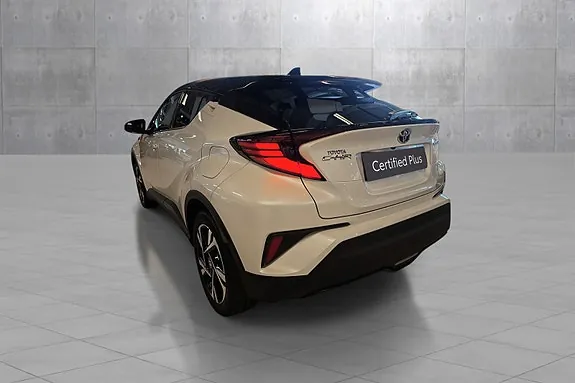 Toyota C-Hr 2022 photo 2