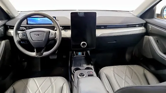 Ford Mustang Mach-E 2022 photo 4