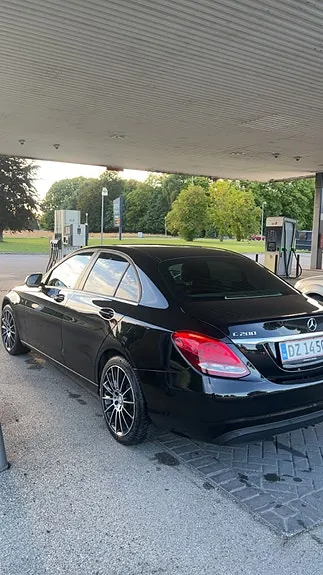 Mercedes-Benz C200 2015 photo 3