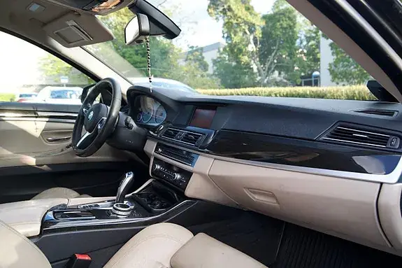 BMW 520D 2012 photo 3