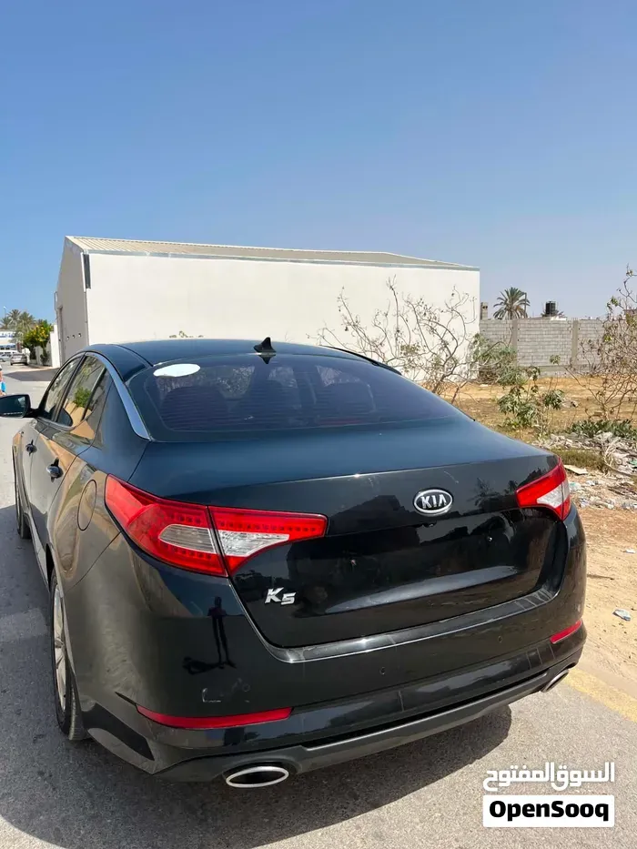 Kia K5 2011 photo 4