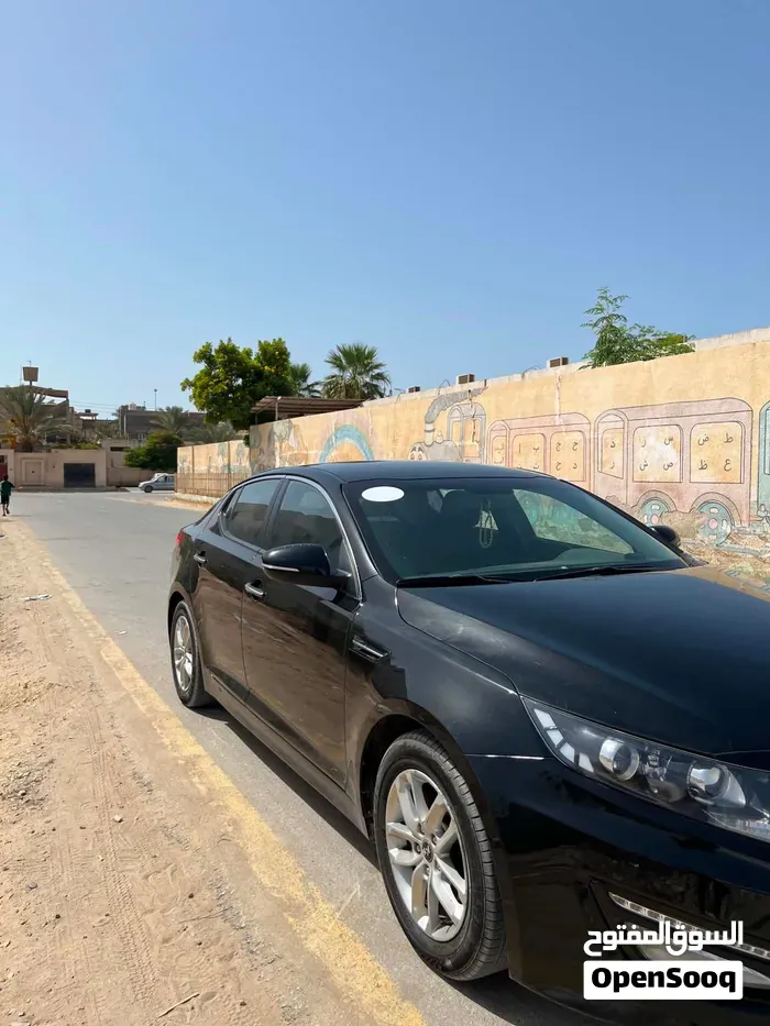Kia K5 2011 photo 2